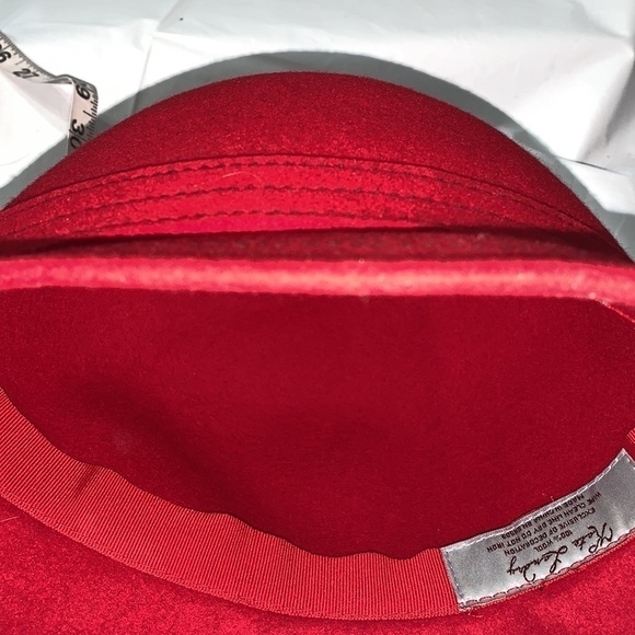 Kate Landry Red Wool Cap 21” - Picture 7 of 7